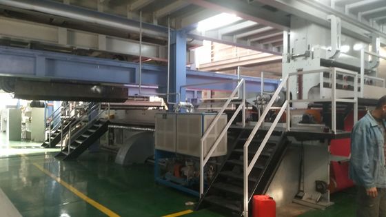 China 2400mm de Niet-geweven Machine van Breedtespunbond, niet Geweven Stoffenproductielijn leverancier